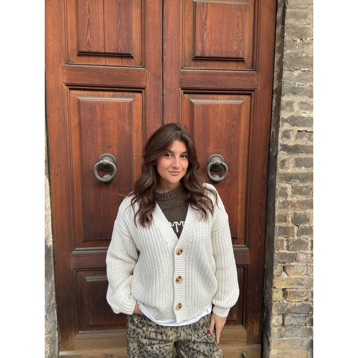 Cardigan con bottoni