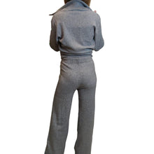 Carica l'immagine nel visualizzatore di Gallery, AKè-Maglia coordinato con cerniera
