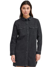 Carica l&#39;immagine nel visualizzatore di Gallery, Camicia denim lunga. Vestibilità normale.

