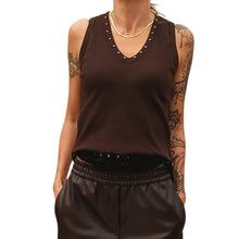 Carica l&#39;immagine nel visualizzatore di Gallery, Have one-Canotta con borchie e pizzo
