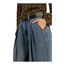 Carica l&#39;immagine nel visualizzatore di Gallery, Molly Bracken - Denim con cinta
