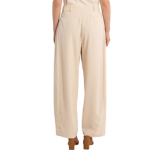 Carica l'immagine nel visualizzatore di Gallery, Pantalone a ovetto
